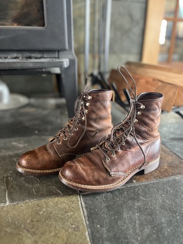 Red wing heritage boots - red,